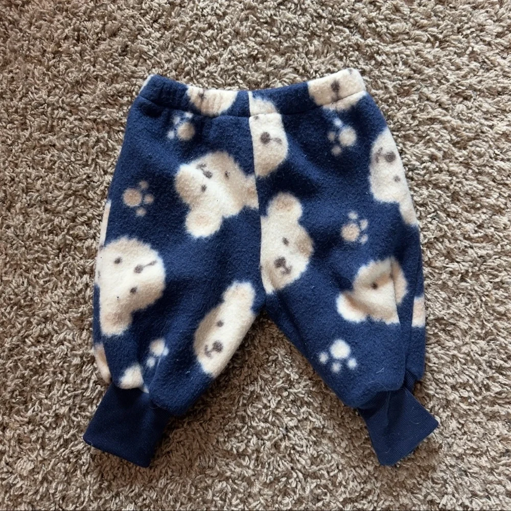 Adorable Vintage First Impressions Fuzzy Bear Print Baby Outfit with Ears